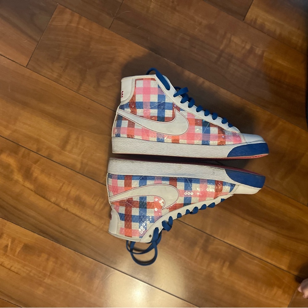 Nike Women's High-Top Sneakers in Blue, Pink, Red, White Plaid - Picture 11 of 16